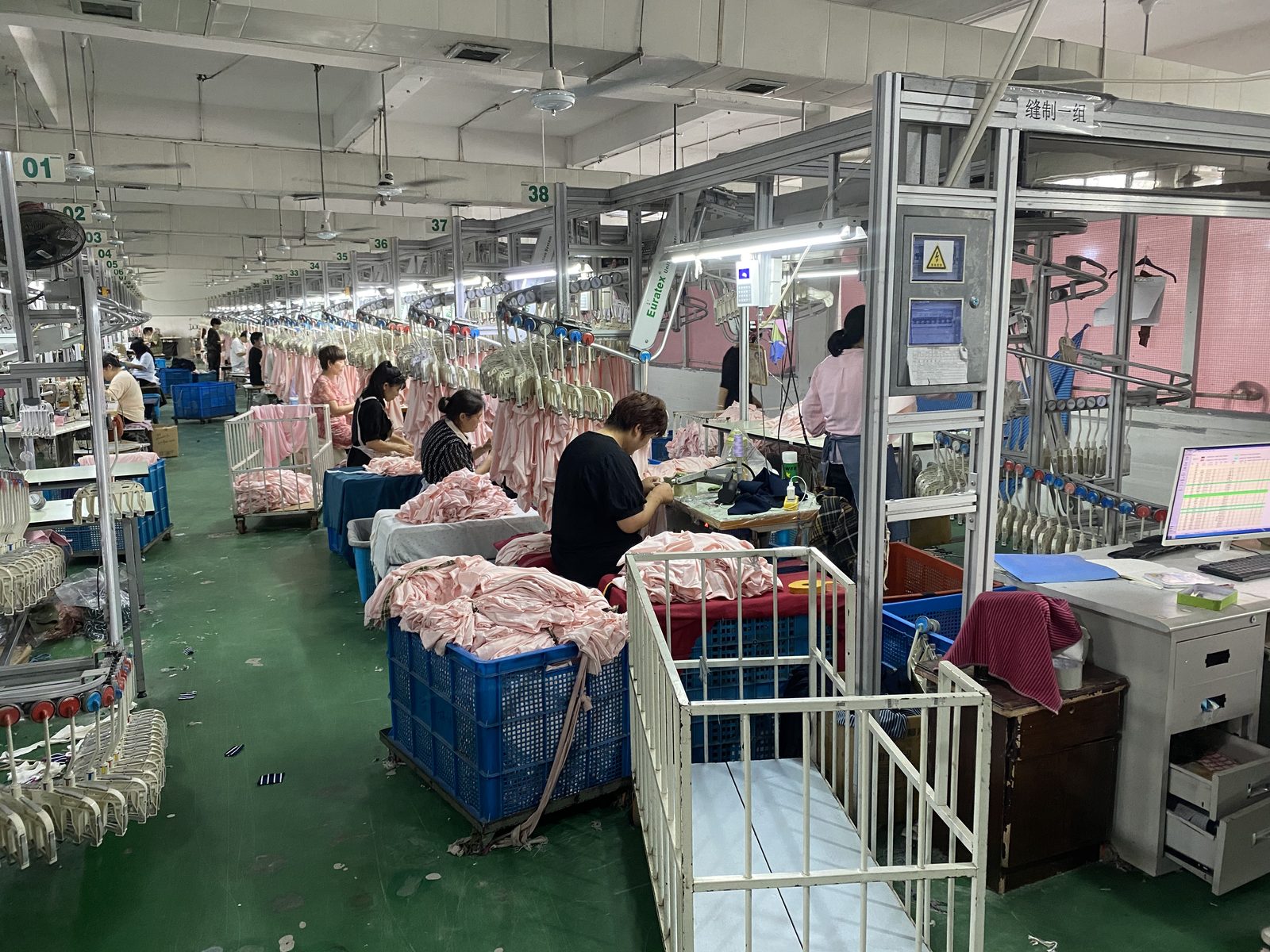 Rozen garment production floor