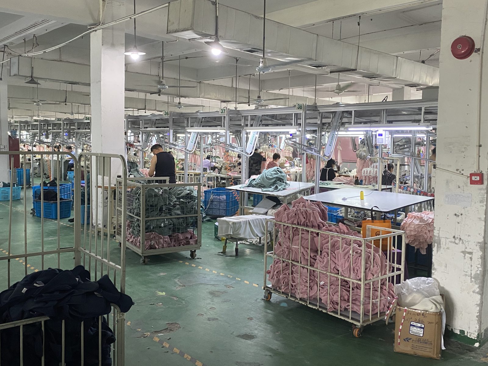 Manufacturing at Rozen factory